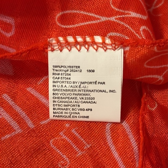 Red Love Print Scarf - Picture 5 of 5